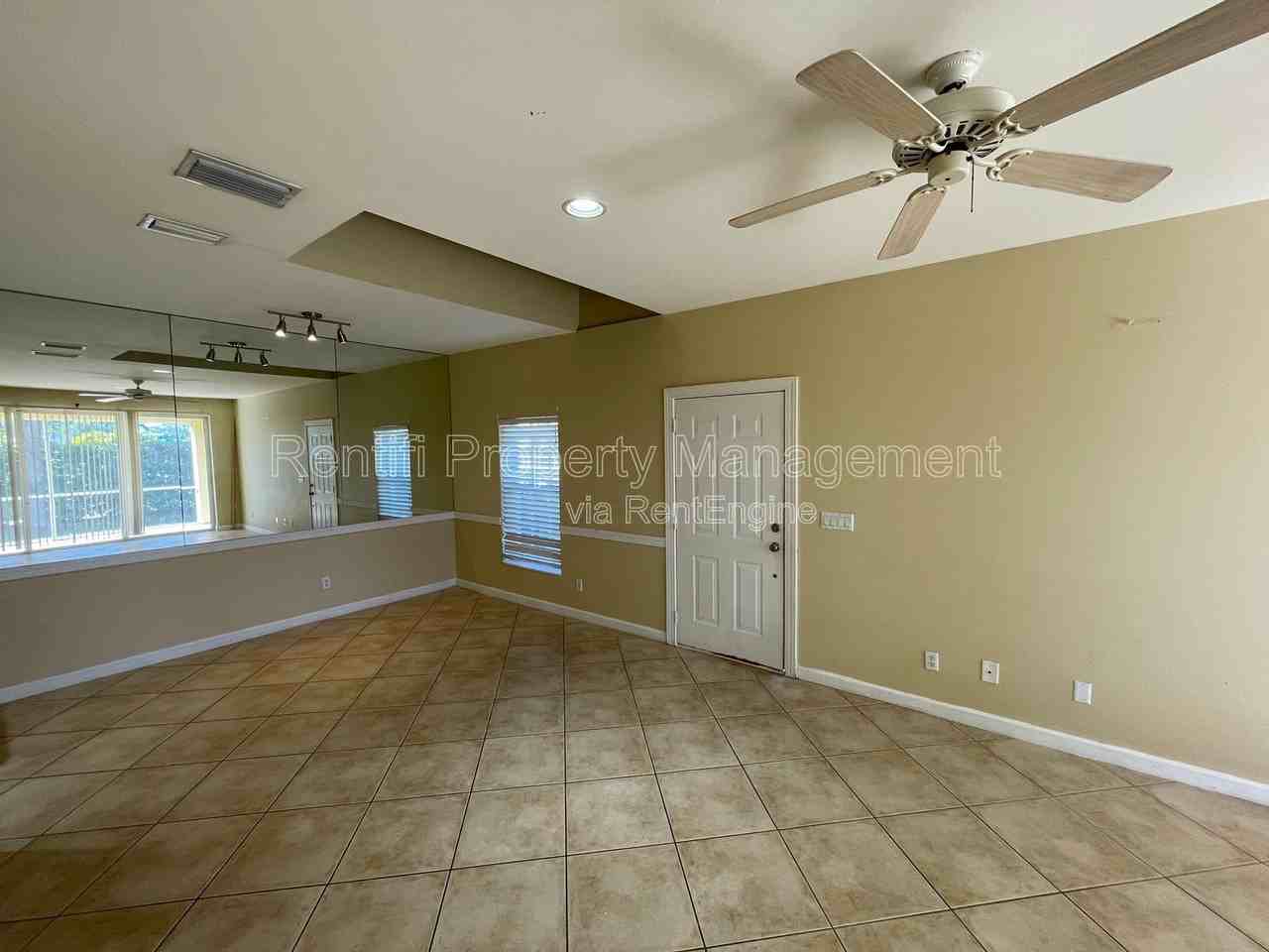 9719 Glen Heron Dr - Photo 4 of 25