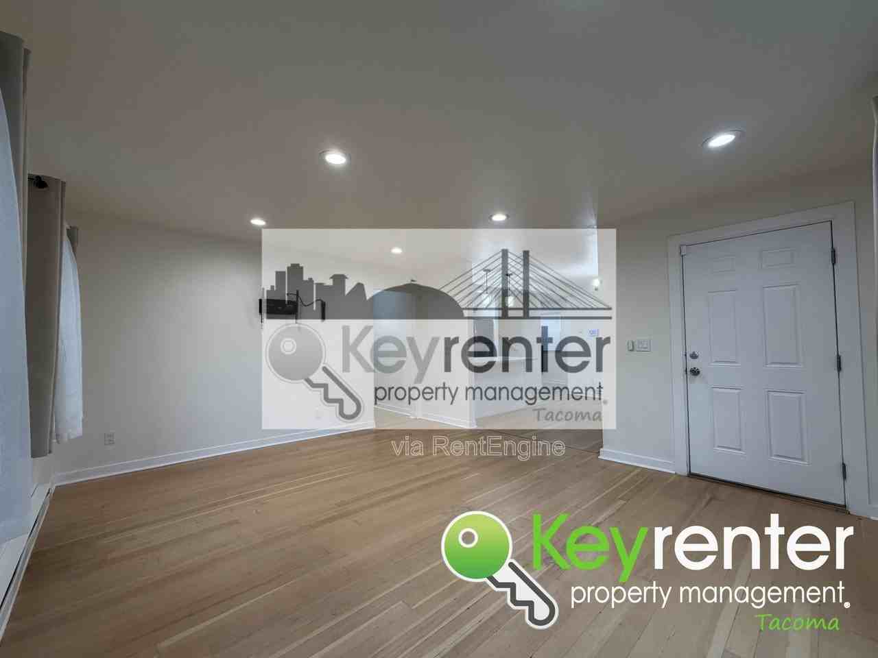 4622 E F St - Photo 2 of 19