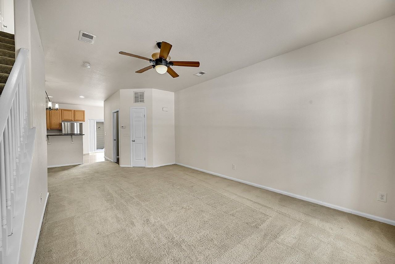 4877 Harrier Ridge Dr - Photo 3 of 34