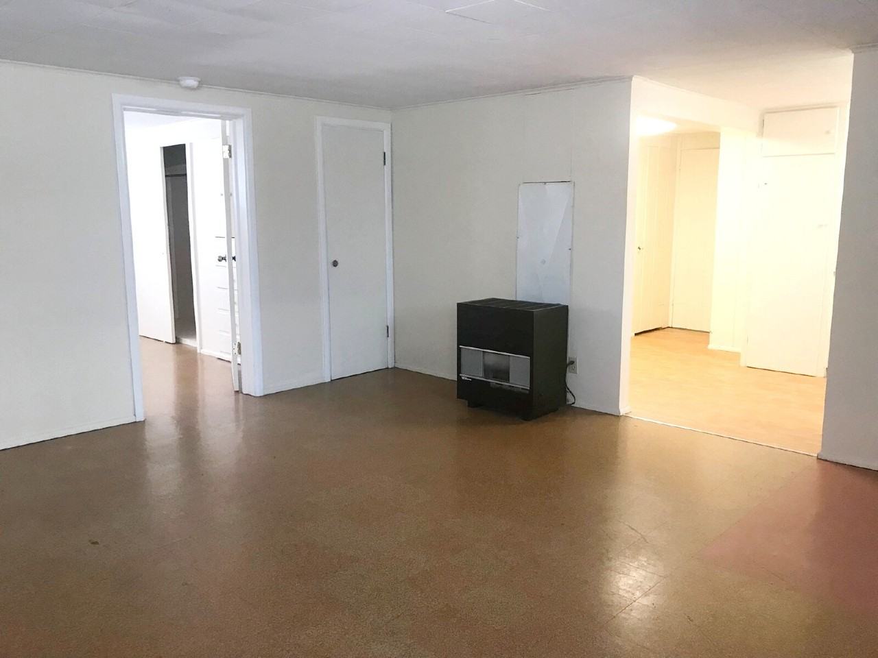 475 E 12th Ave - Photo 4 of 6