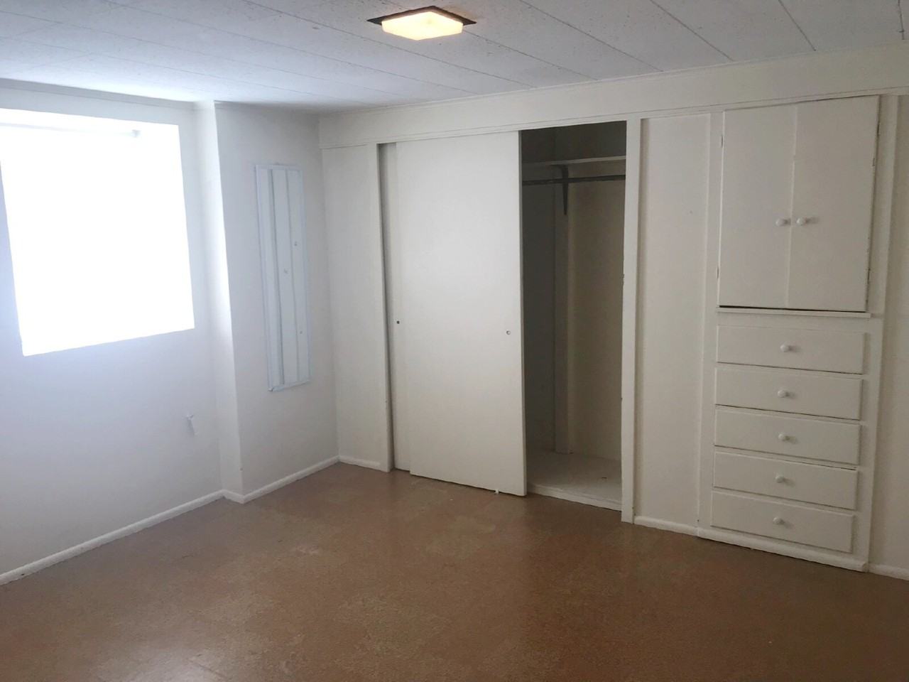 475 E 12th Ave - Photo 5 of 6