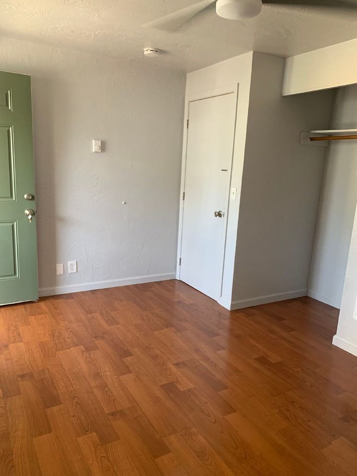 474 E 14th Aly - Photo 5 of 6