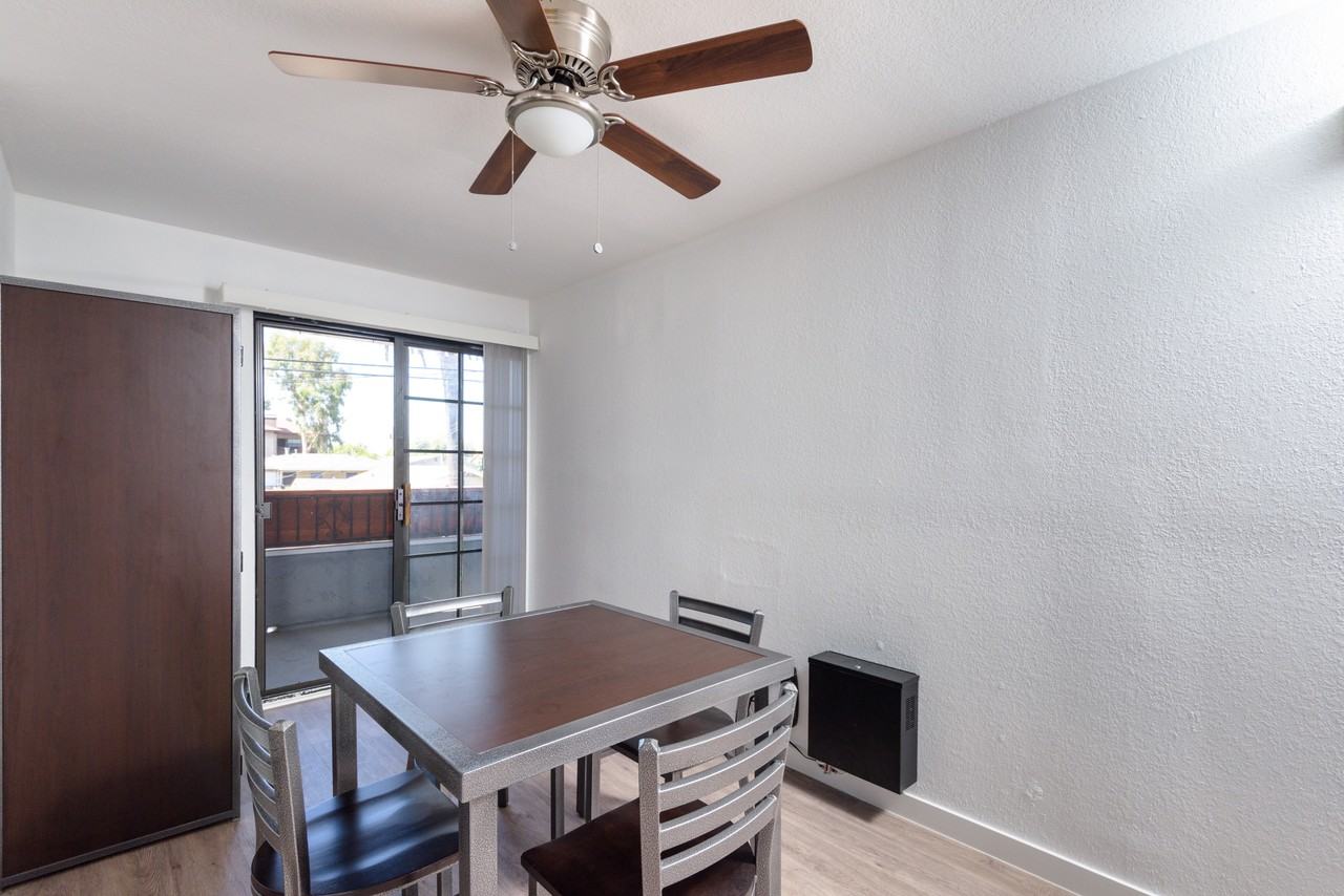 1128 Temple Ave. Student Apartments - Photo 6 of 14