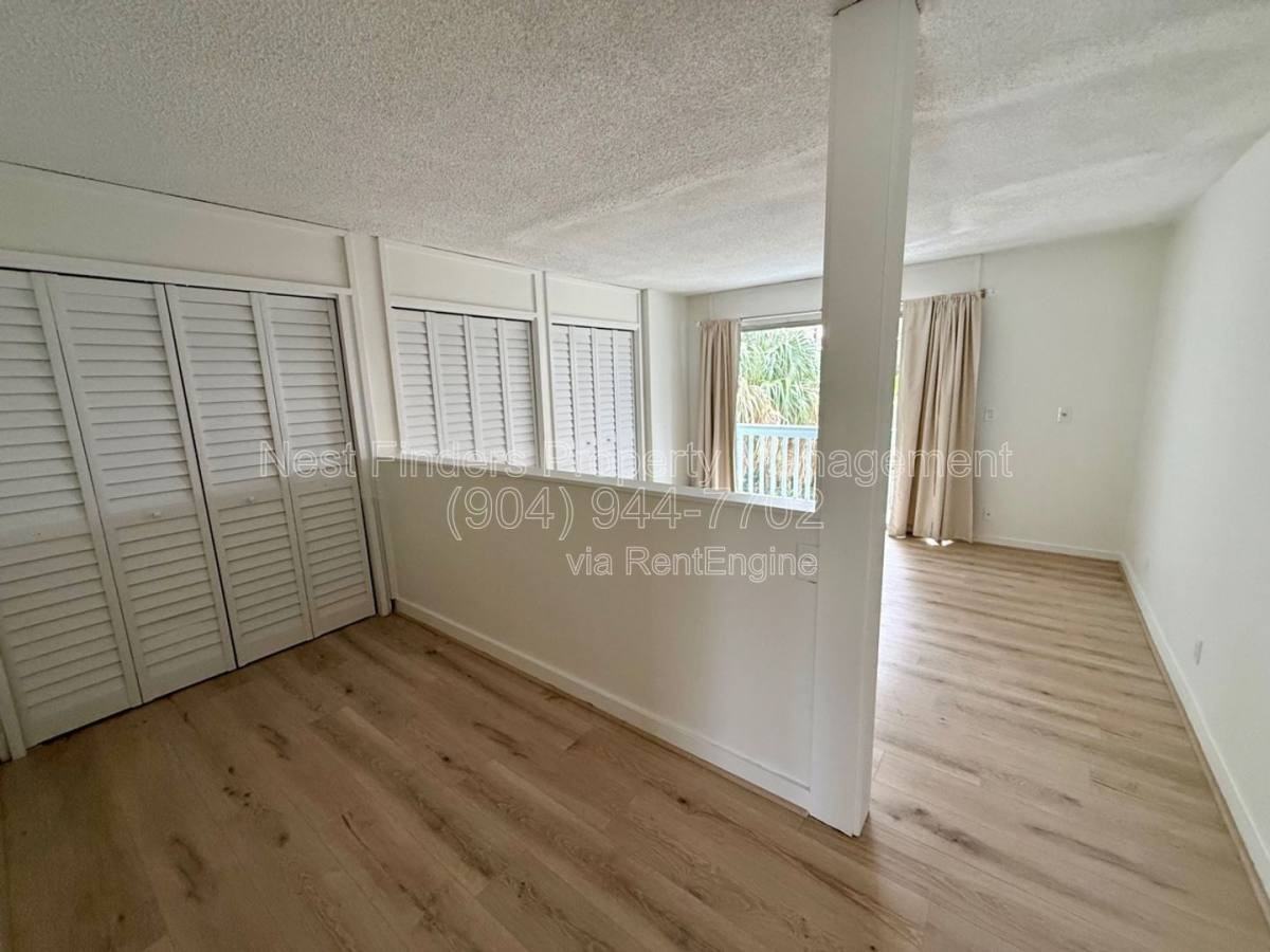 222 7th St - Photo 7 of 10