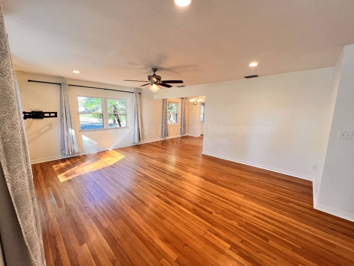 2203 Montana St - Photo 2 of 10