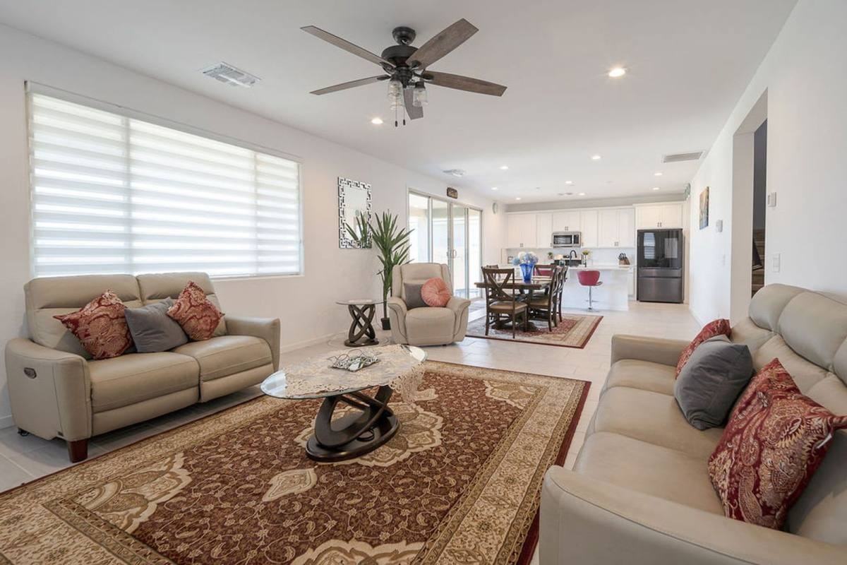 2820 N 196th Ln - Photo 2 of 10