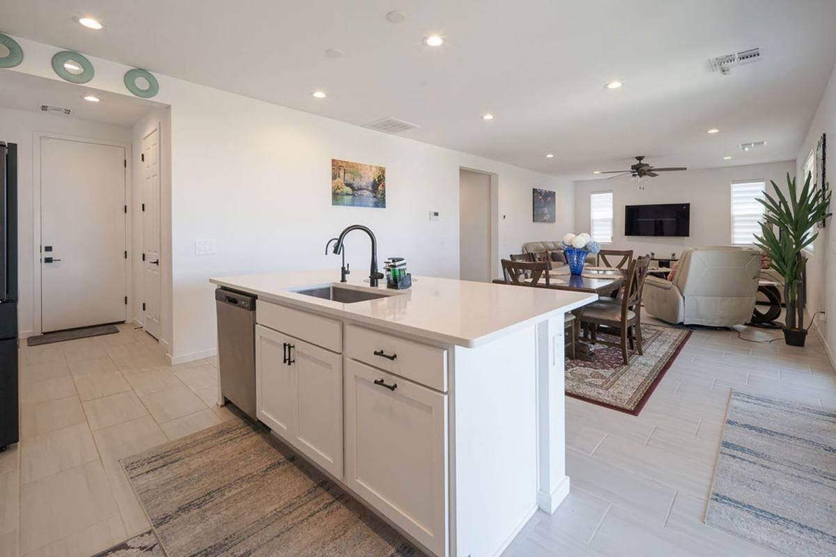 2820 N 196th Ln - Photo 3 of 10