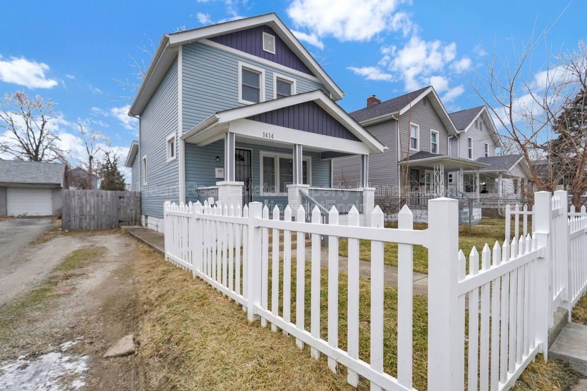 1414 Cordell Ave - Photo 2 of 10