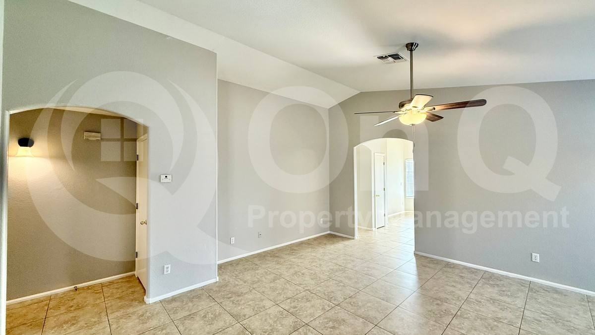 1045 E Nardini St - Photo 3 of 10