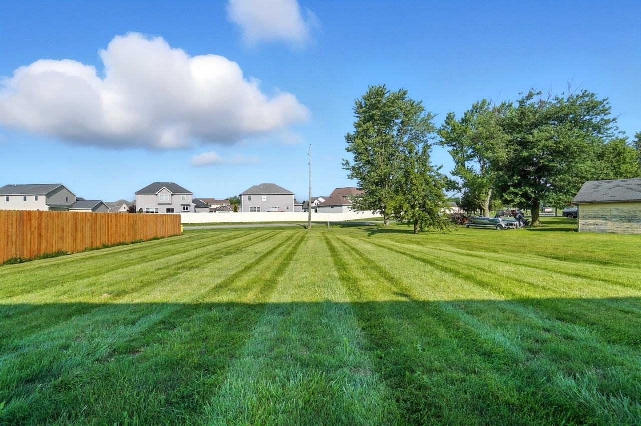 12607 Stoneboro Ct - Photo 2 of 29