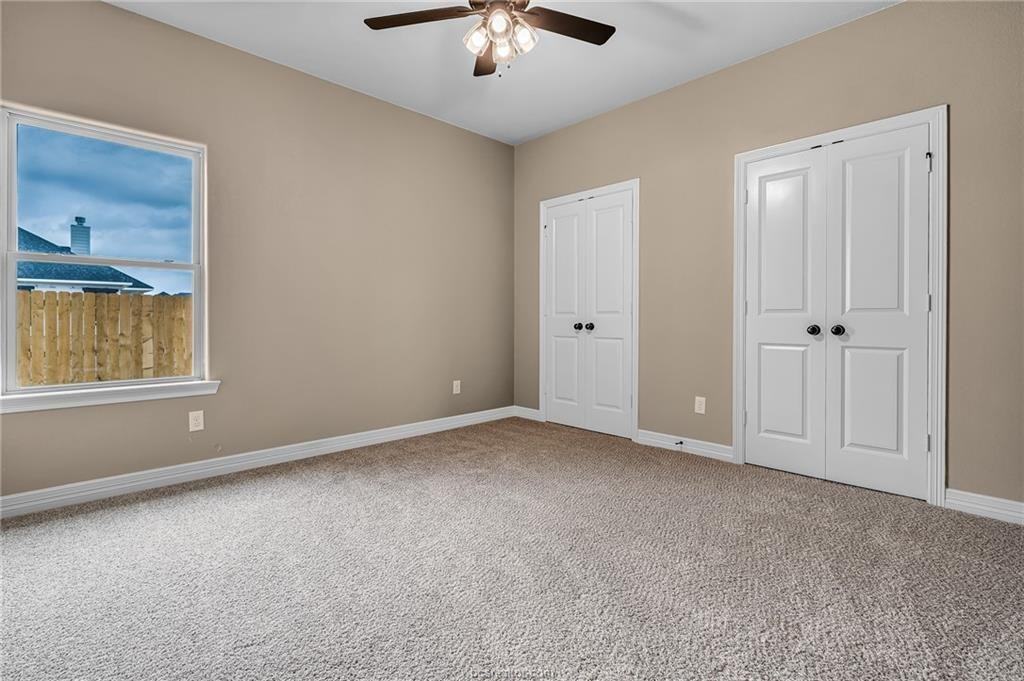 2812 Bombay Dr - Photo 7 of 17