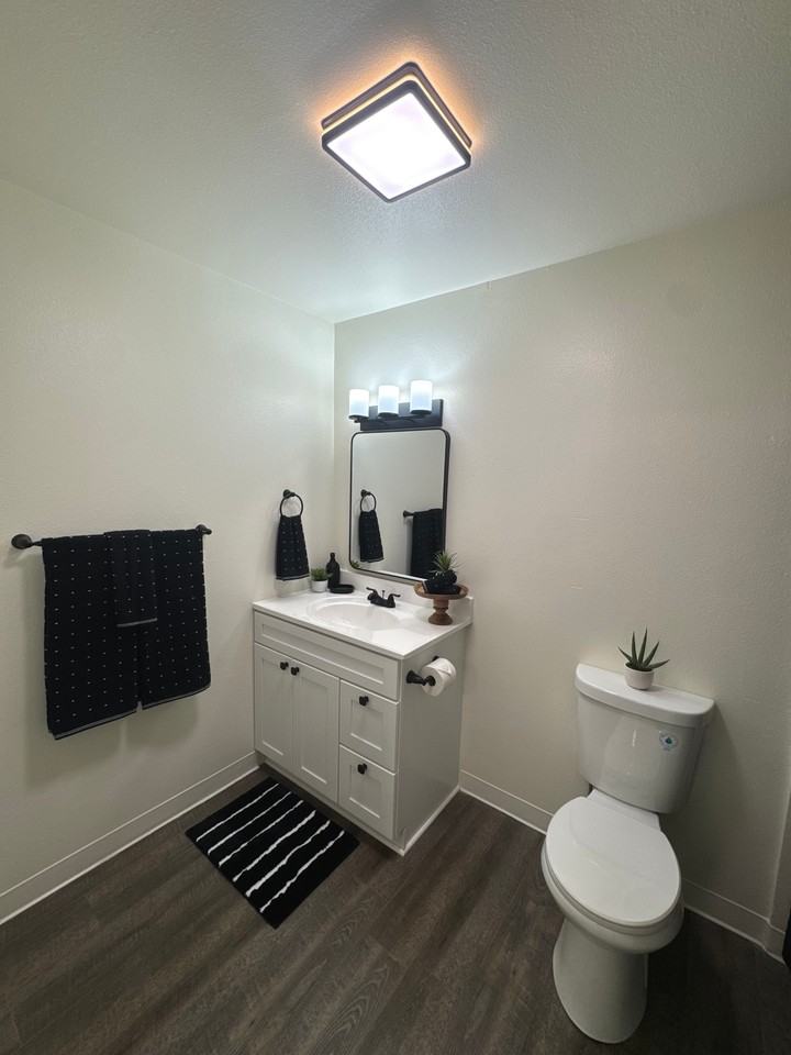 Sierra Springs Apartments - Photo 4 of 14