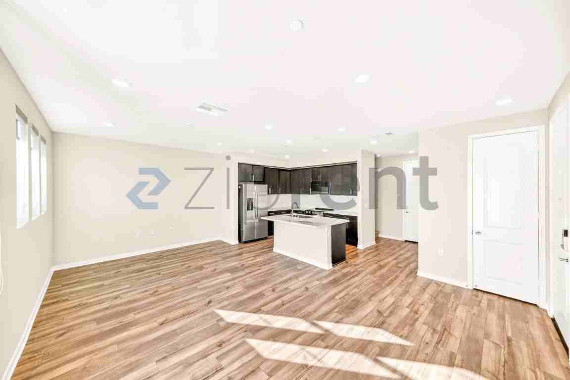 9162 Teralina Cir - Photo 5 of 19