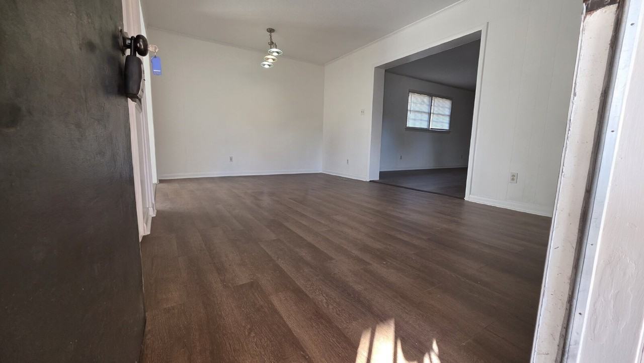 2808 Player Ave - Photo 5 of 50