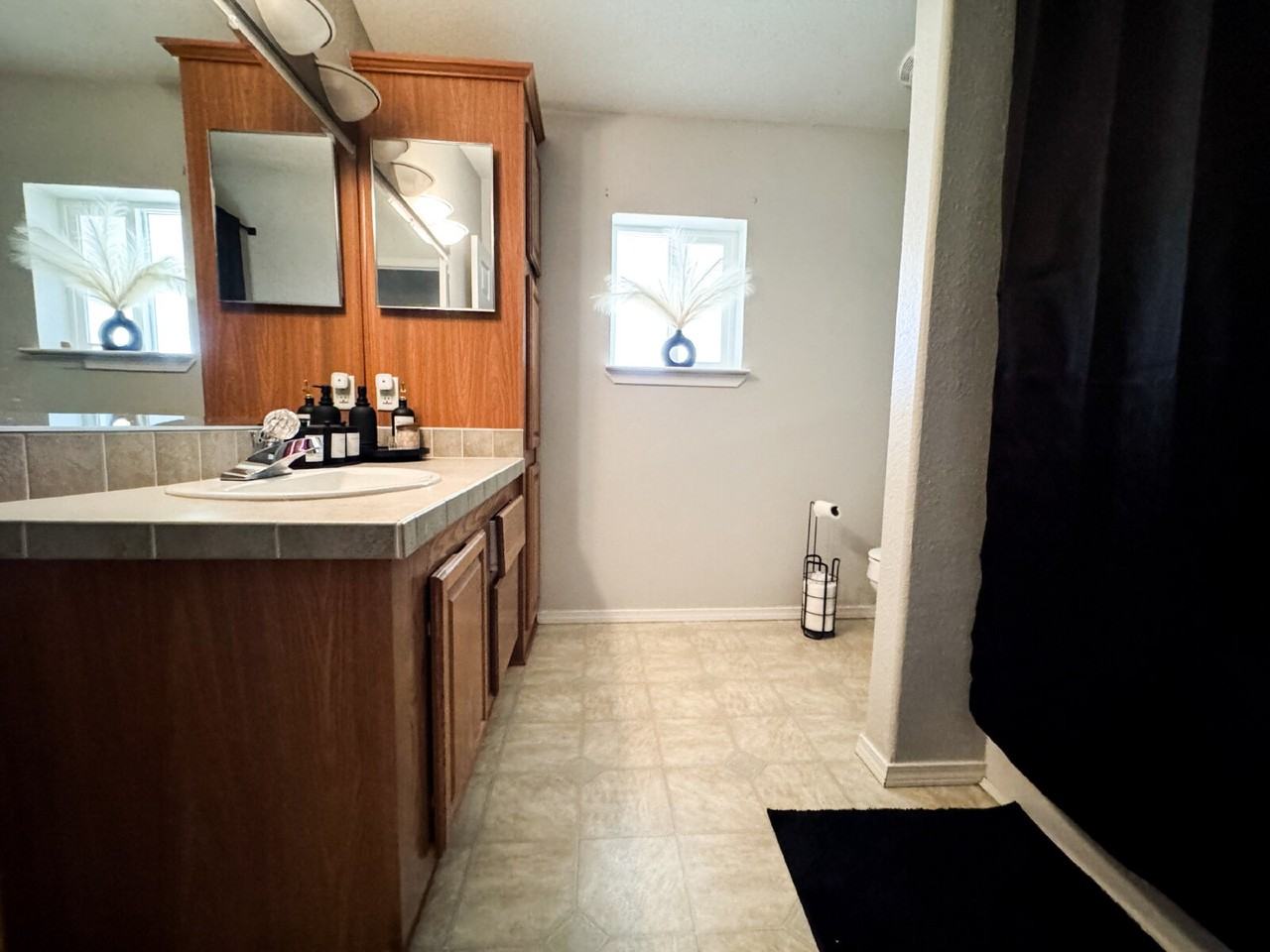 13226 E 46th Dr - Photo 7 of 20