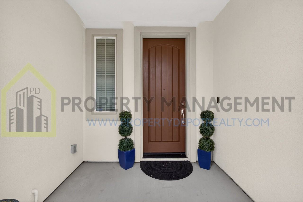 8333 Mallett Way - Photo 5 of 50