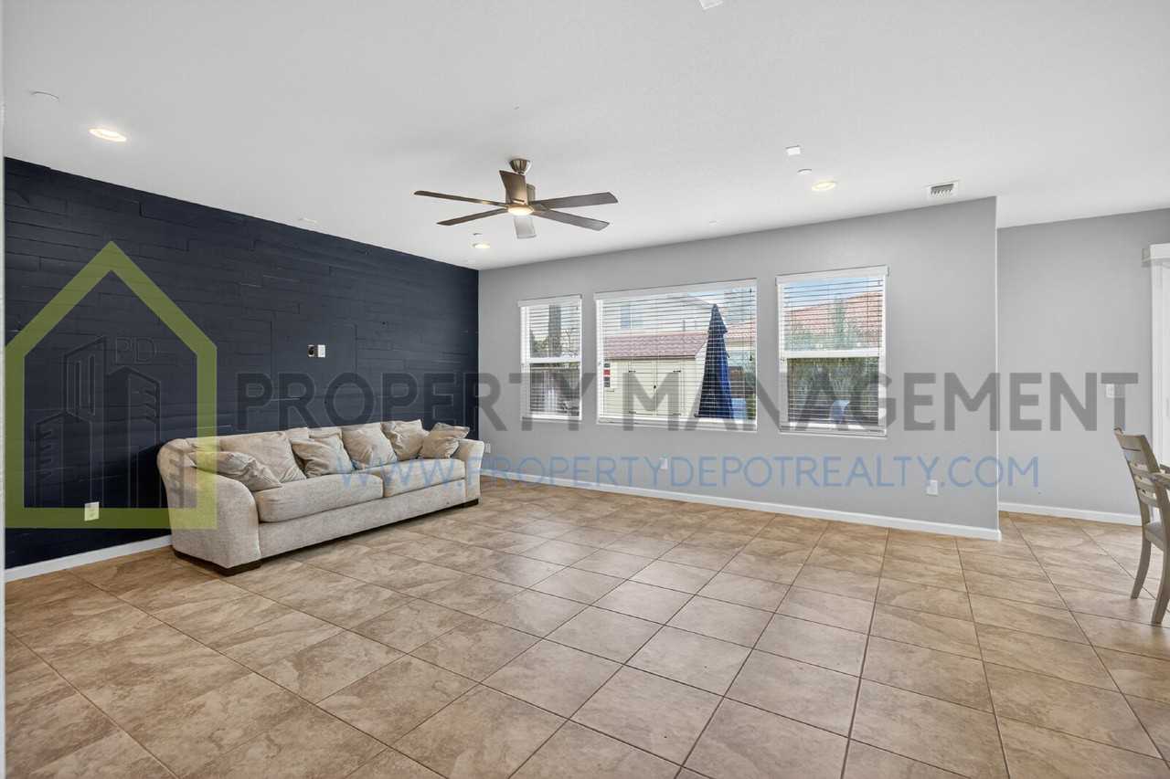 8333 Mallett Way - Photo 6 of 50