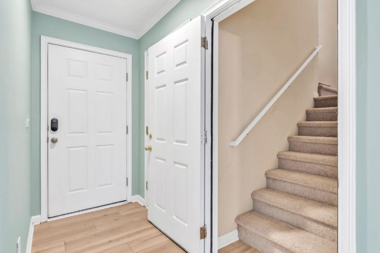 200 Discovery Way - Photo 5 of 37