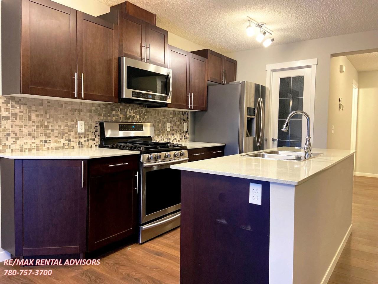 1415 25 Avenue Northwest - Photo 5 of 19