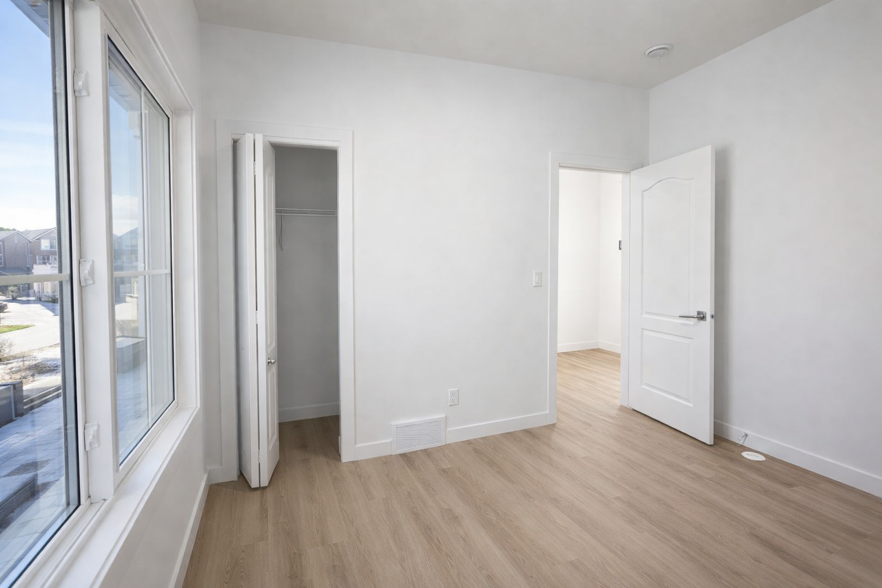 4 Bed | 3 Bath Single Family Home – Aster, NW Edmonton - Photo 6 of 13