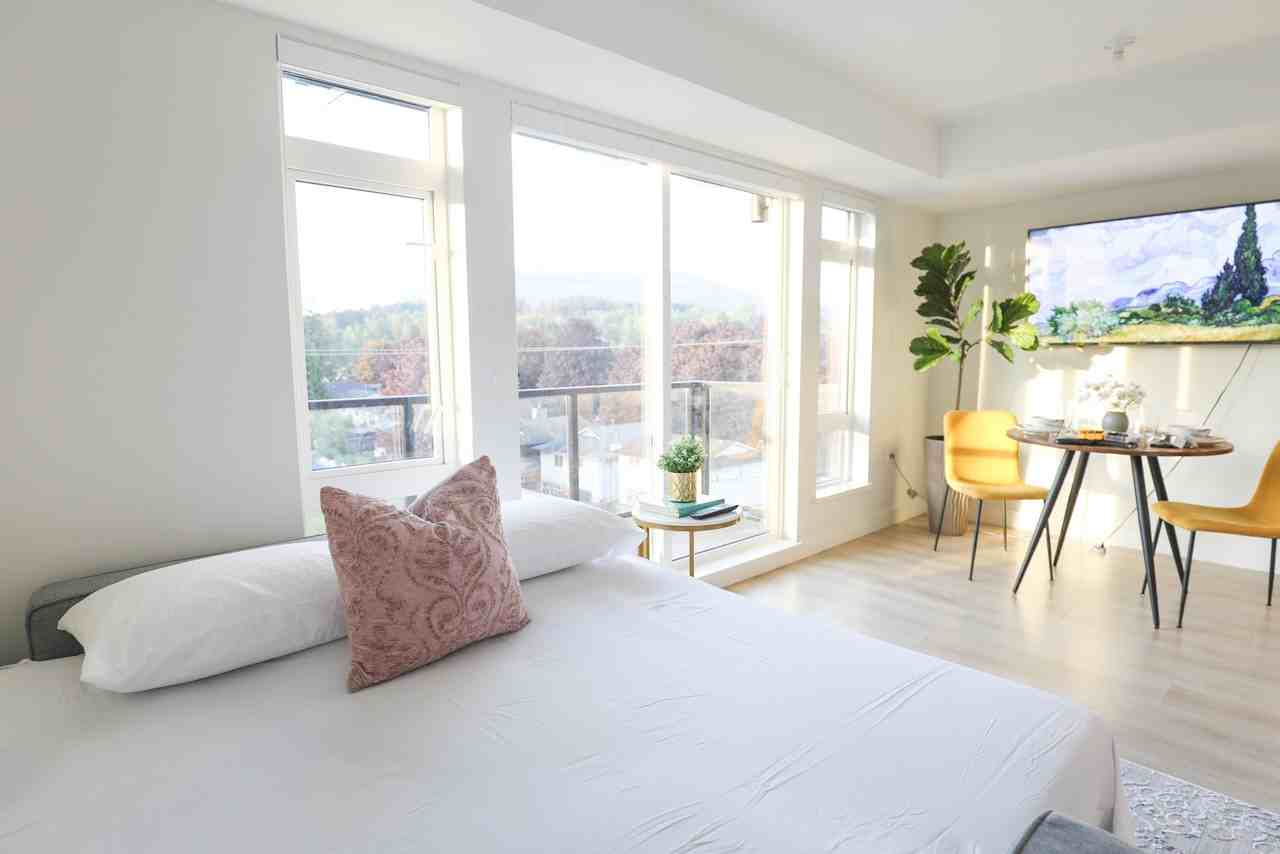 Fully Furnished - Photo 5 of 10