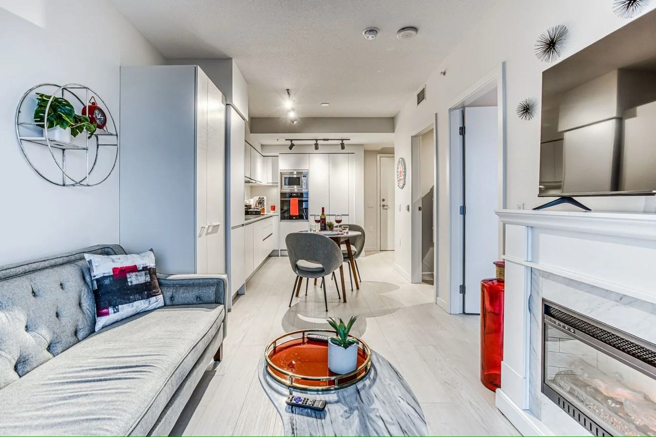 180 2nd Ave E - Photo 2 of 20