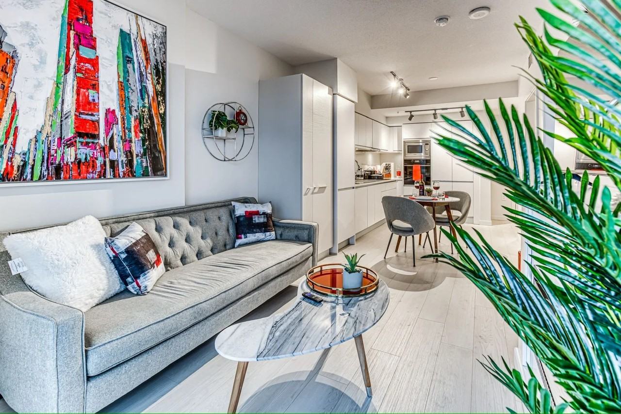 180 2nd Ave E - Photo 3 of 20