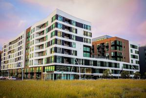 featured image of 219 9th Ave