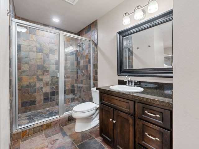 3912 W 178th St - Photo 6 of 8