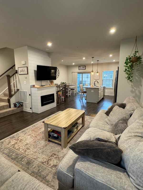 10706 Lamoka Ln - Photo 3 of 25