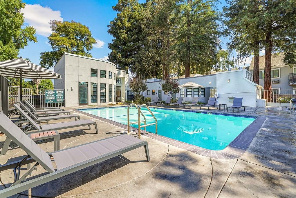 Boulevard - Photo 2 of 41