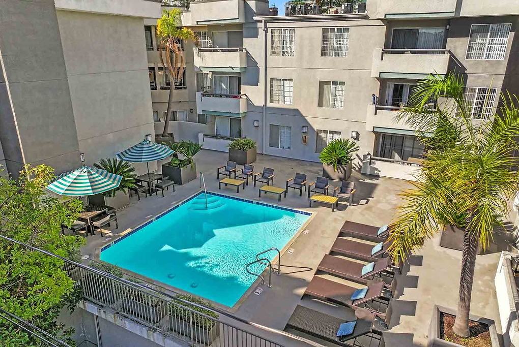 Tiffany Court - Photo 2 of 39