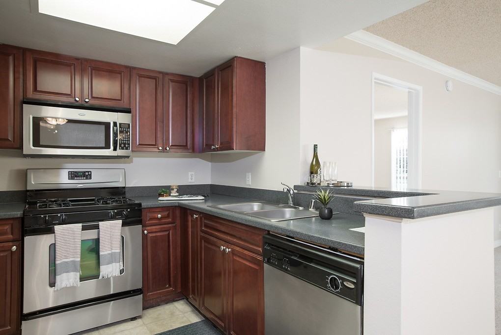 Tiffany Court - Photo 7 of 39