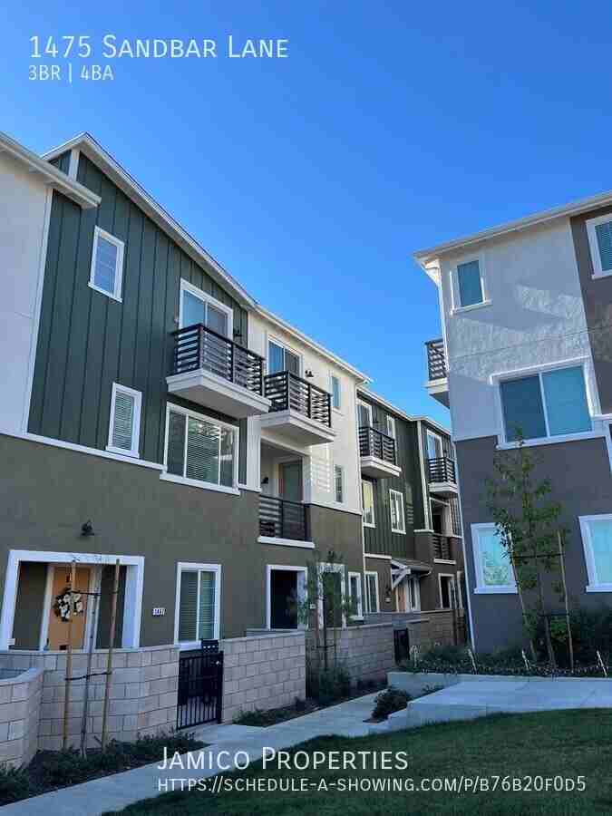 1475 Sandbar Ln - Photo 2 of 35