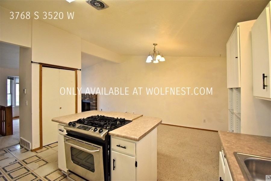 3768 S 3520 W - Photo 7 of 31