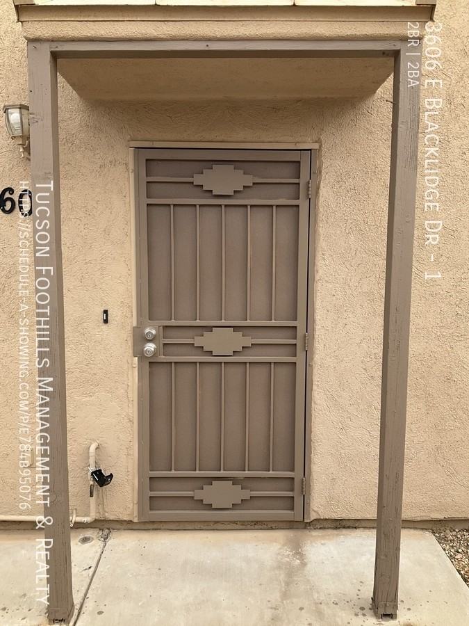 3606 E Blacklidge Dr #1 - Photo 3 of 24