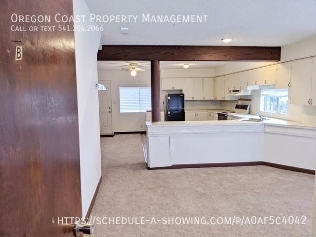 675 Se Keel Ave #B - Photo 3 of 13