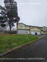 1135 Se Oar Ave #A - Photo 1 of 1