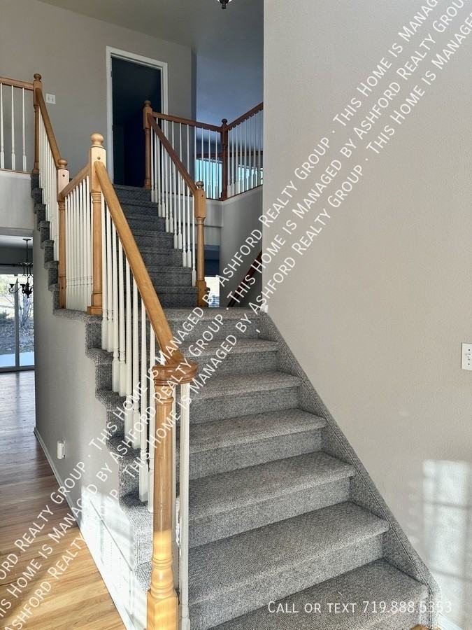 1266 Mount Estes Dr - Photo 4 of 25