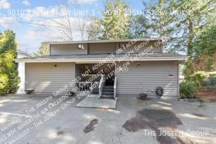 9010 236th St Sw Apt 1 - Photo 1 of 1