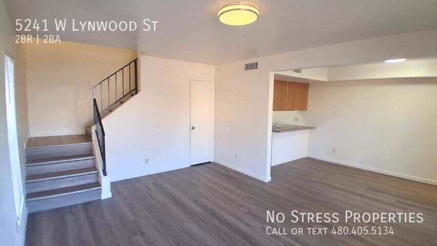 5241 W Lynwood St - Photo 3 of 31