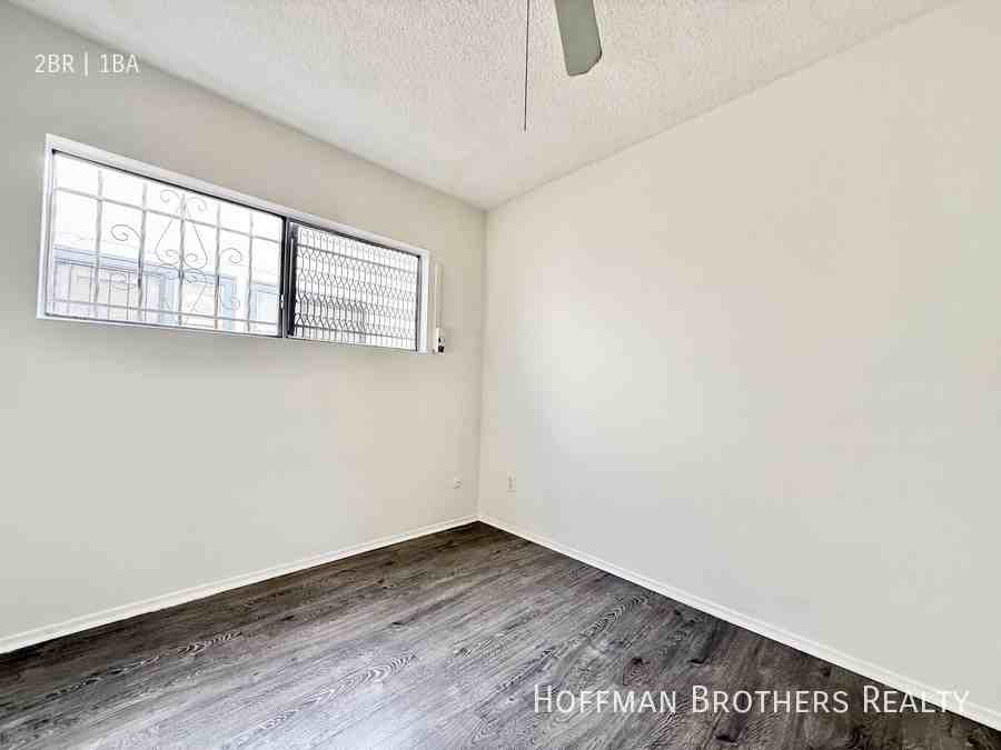 1046 S Hobart Blvd #3 - Photo 5 of 5