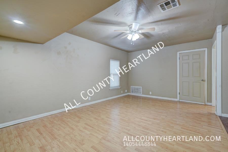 3326 Willow Creek Dr - Photo 5 of 16