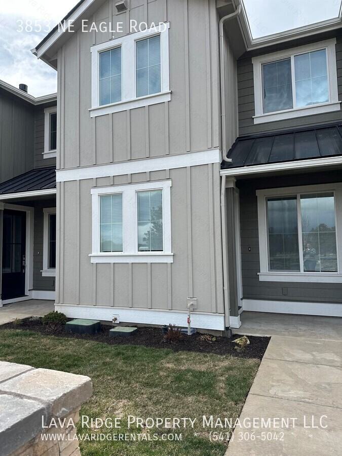 3853 Eagle Rd - Photo 2 of 32