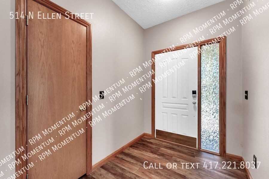 514 N Ellen St - Photo 5 of 41