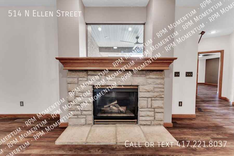 514 N Ellen St - Photo 6 of 41