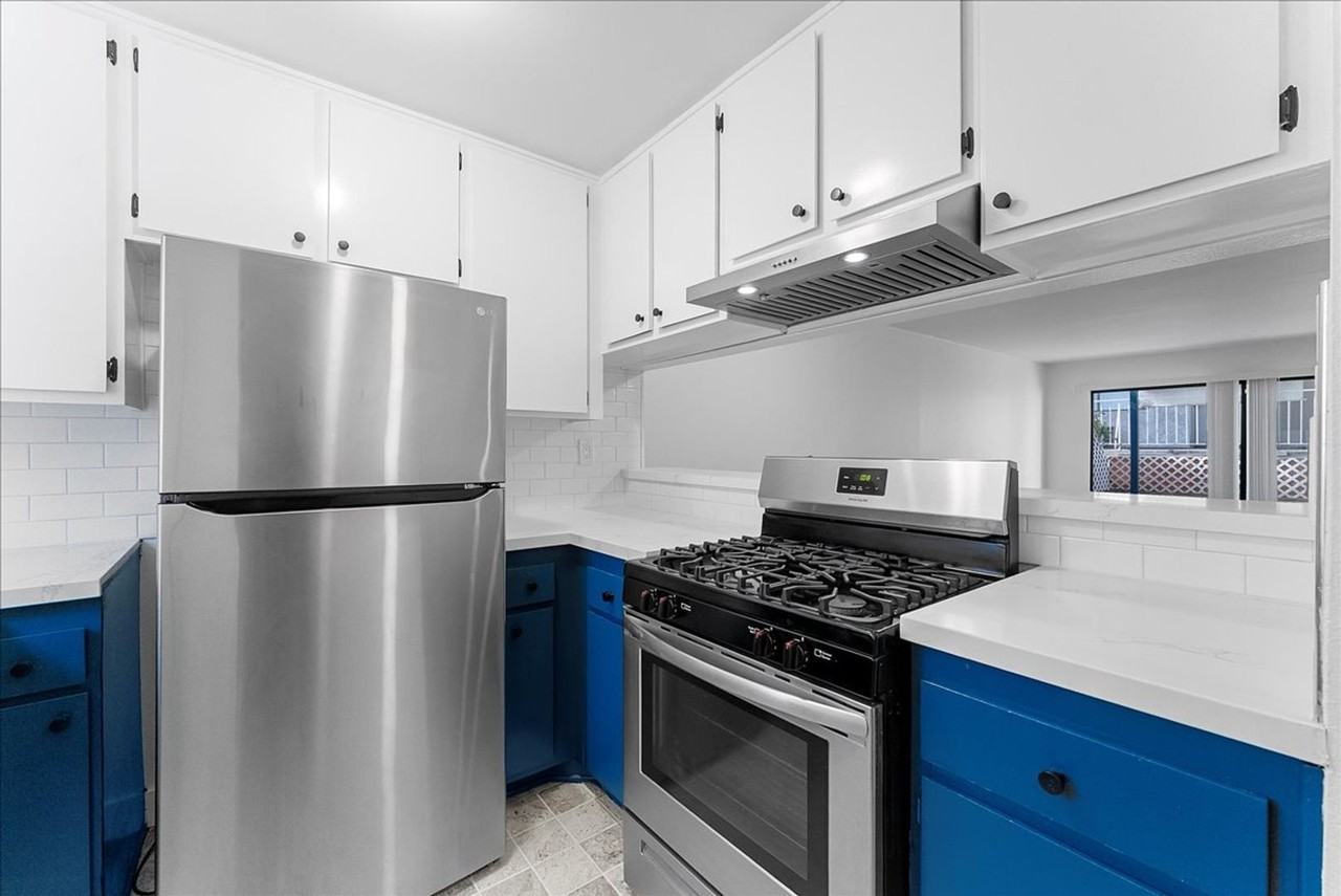 448 W Windsor Rd #02 - Photo 6 of 24