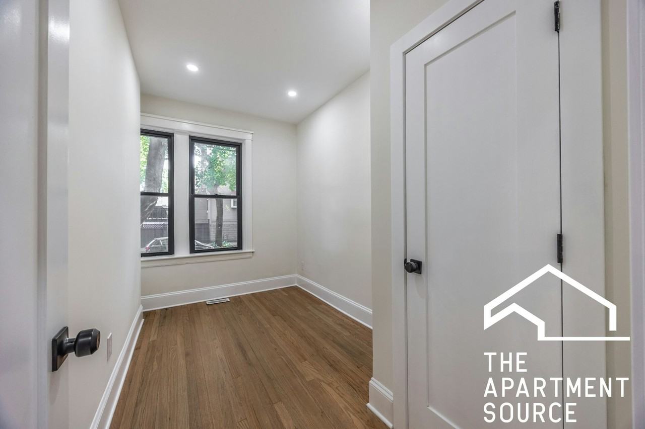 4638 North Hamilton Avenue, Unit 1N - Photo 7 of 18