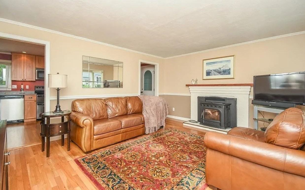 19 Beatty Street - Photo 3 of 19