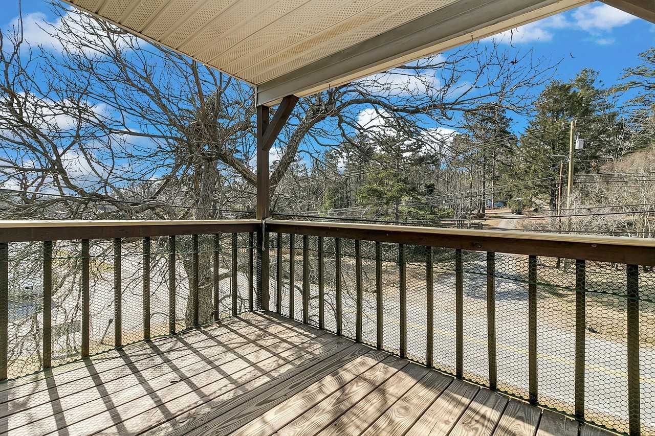 1 Cobble Drive, Unit B - Photo 6 of 28